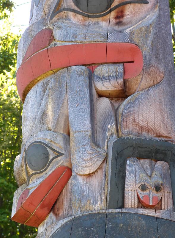 totem pole with a frog duo in Vancouver