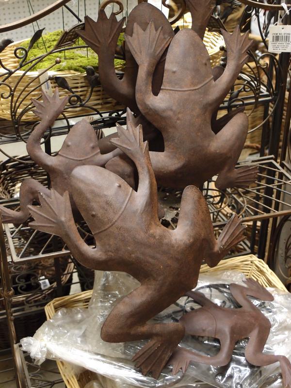 metal ornamental frogs