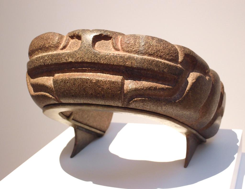 Mexican ceremonial yoke frog