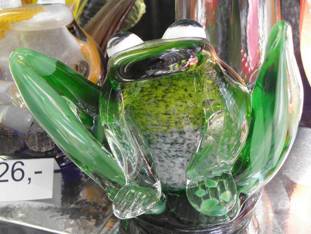 glass frog