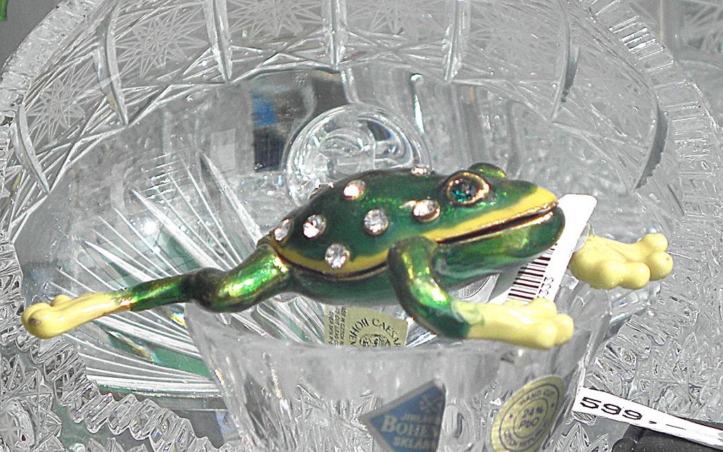 bejeweled frog
