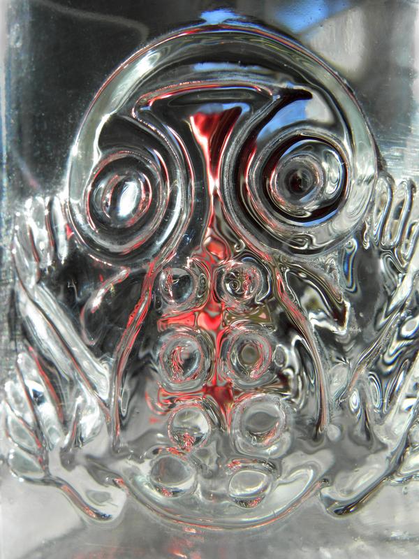 water glass with frog motif