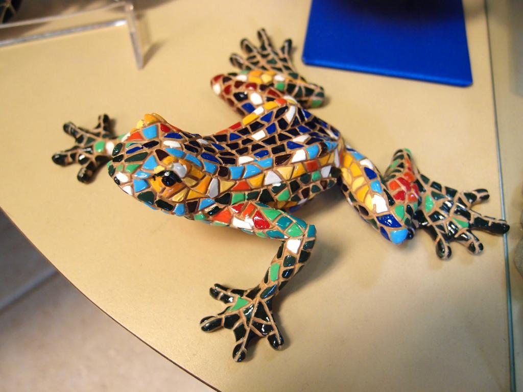 mosaic-tile frog