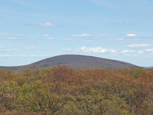 Mount Everett as seen from Alander Mountain in southwestern Massachusetts