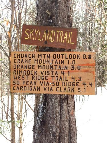 trail sign at the start of the Skyland Trail to Crane Mountain (and beyond) in New Hampshire