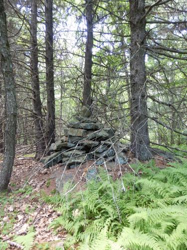 cairn at the eastern peak of Cobb Hill in New Hampshire