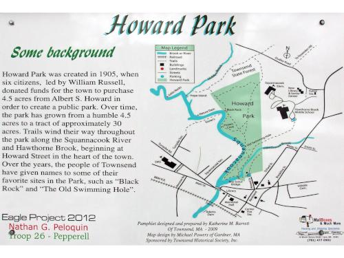 trail map posted at the Hawthorne Street entrance to Howard Park in northeast Massachusetts