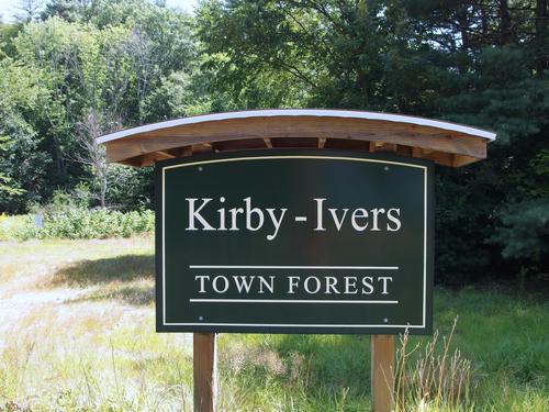 entrance sign to Kirby-Ivers Town Forest in Pelham, New Hampshire
