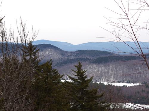 view from Kulish Ledges on the shoulder of Osgood Hill in southern New Hampshire