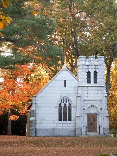 chapel at Edgewood Cemetery in New Hampshire