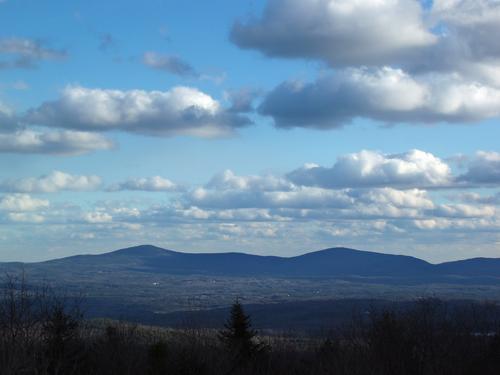 view from Skatutakee Mountain in New Hampshire