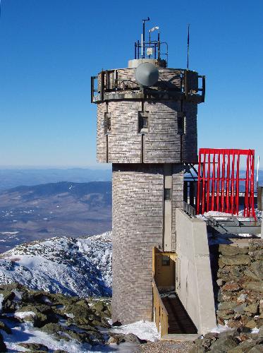 weather observatory on top of Mount Washington in New Hampshire