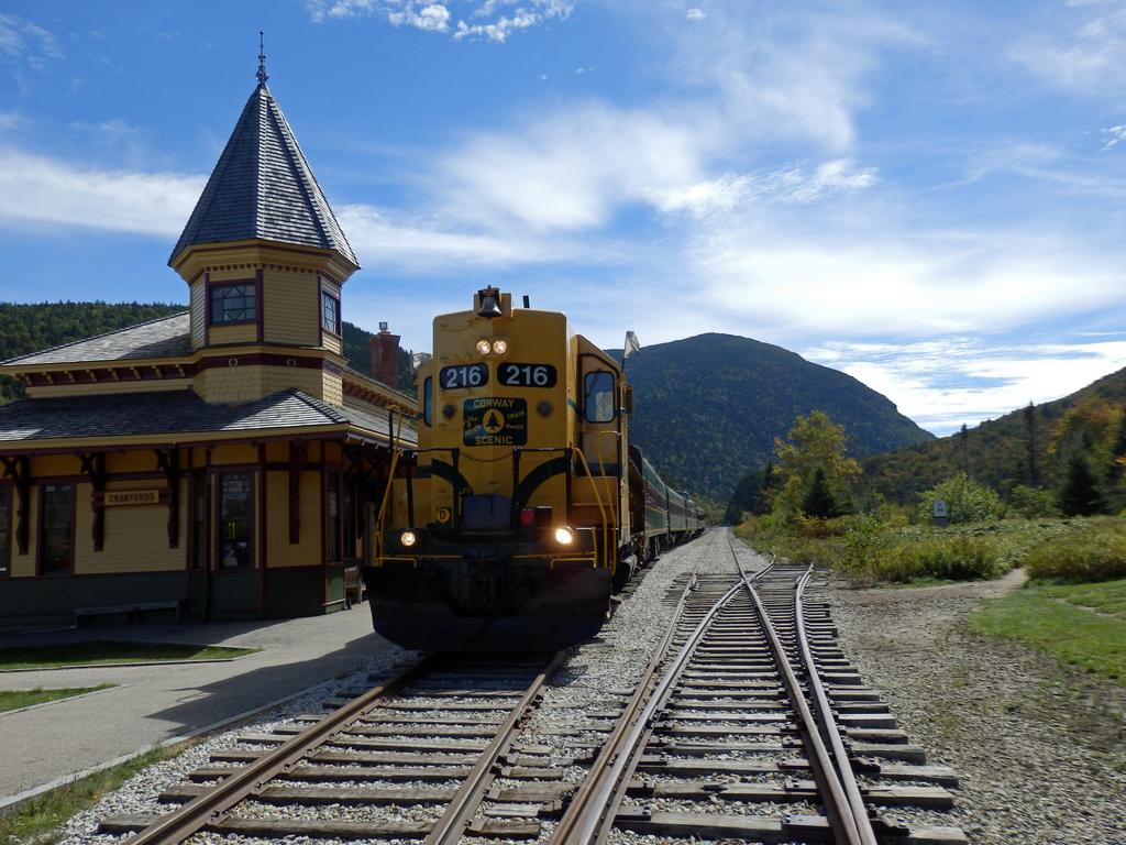 locomotive stationed at Crawford Depot near the trailhead to Mount Willard in New Hampshire