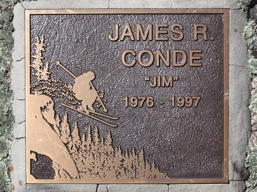 memorial plaque on the summit of Bean Hill in New Hampshire