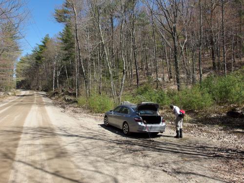 parking to hike Hussey Mountain in New Hampshire