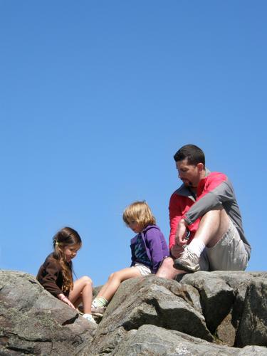 hikers on Mount Kearsarge in New Hampshire