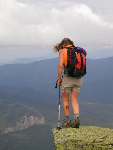 scary precipice on Franconia Ridge in New Hampshire