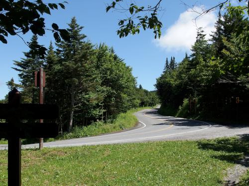 AT crossing access road near Saddle Ball Mountain in western Massachusetts