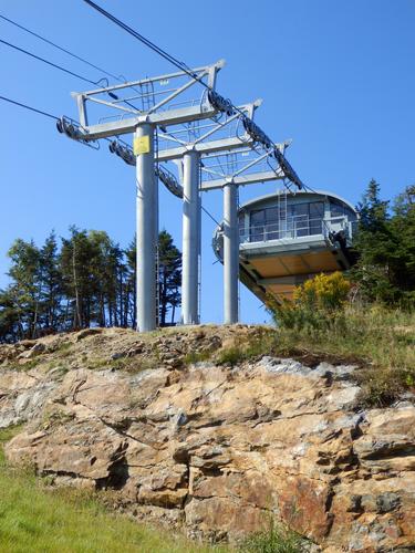 ski lift on Mount Snow in Vermont