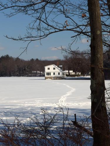 house on the edge of Lake Cochichewick at Weir Hill in Massachusetts