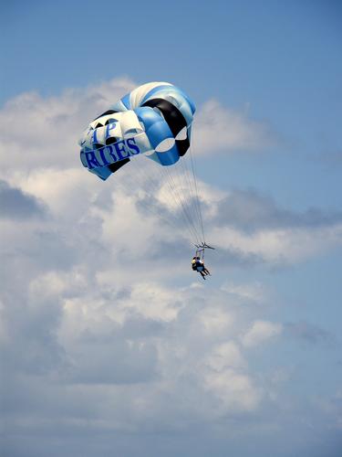 parasailing at St. Martin